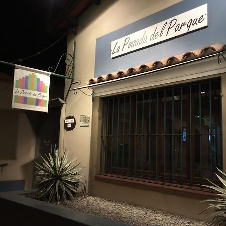 La Posada Del Parque 살타 외부 사진